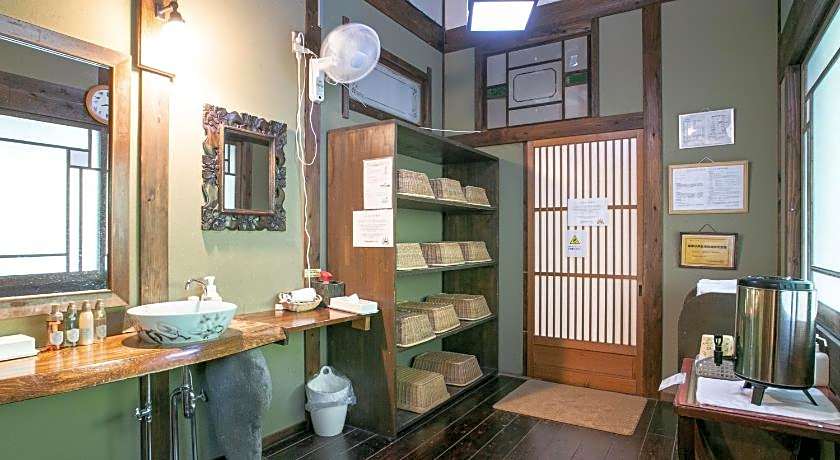 Yufuin Bessou Shikisai Hotel