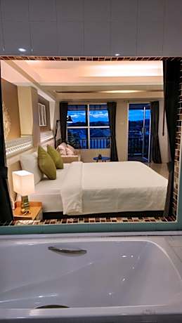 Deluxe Double Room with Sea View