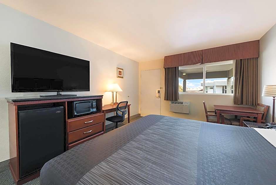 Rodeway Inn