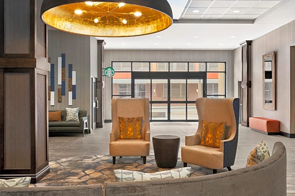 Hampton Inn Suites Kansas City Downtown Crossroads