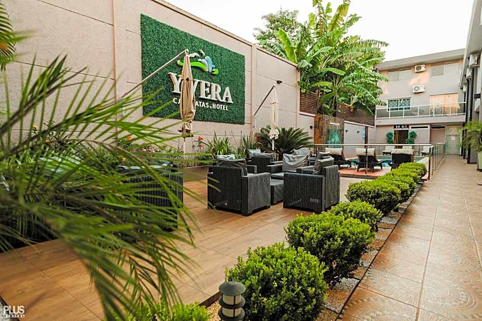 Yvera Cataratas