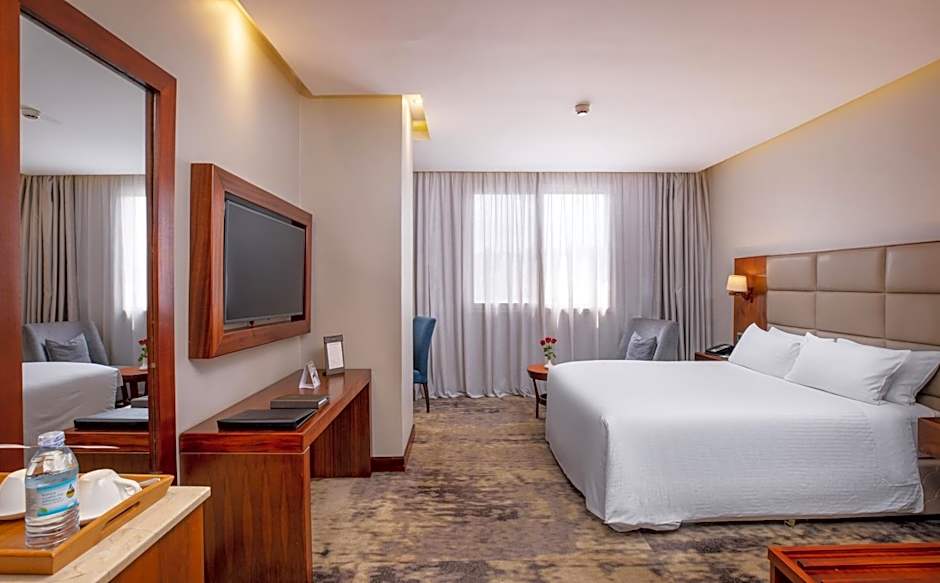 Golden Tulip Canaan Kampala