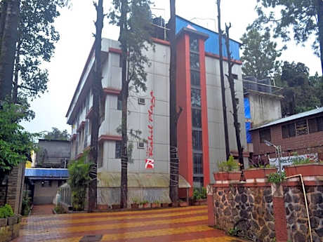 Hotel Rahil Plaza