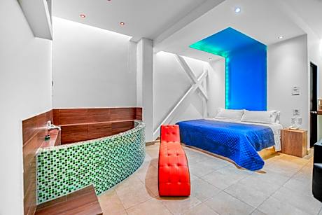 Deluxe Suite with Spa Bath