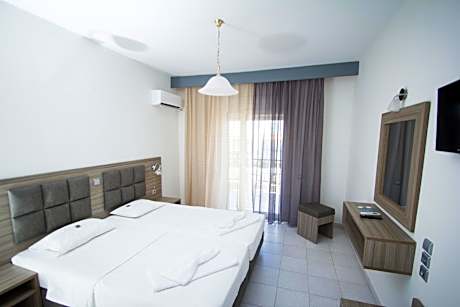 Double or Twin Room with Garden View