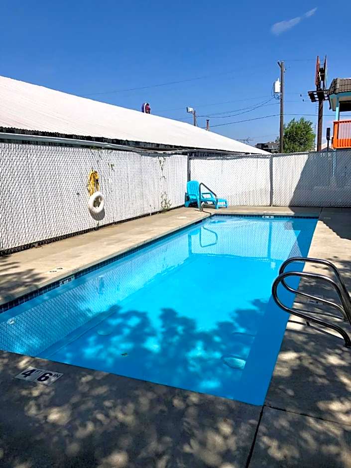 Howard Johnson by Wyndham Spokane