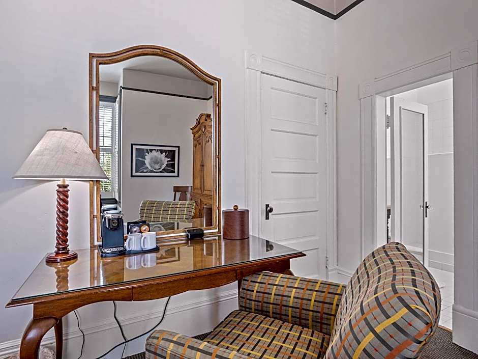 The Upham Hotel