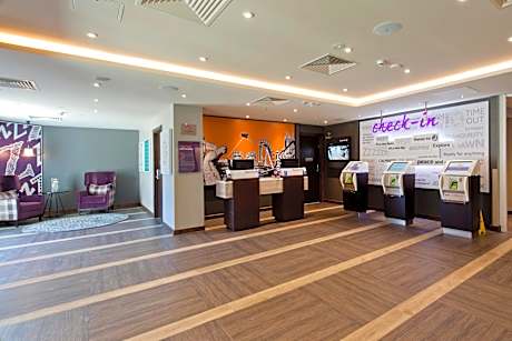 Premier Inn London Hayes Heathrow - Hyde Park