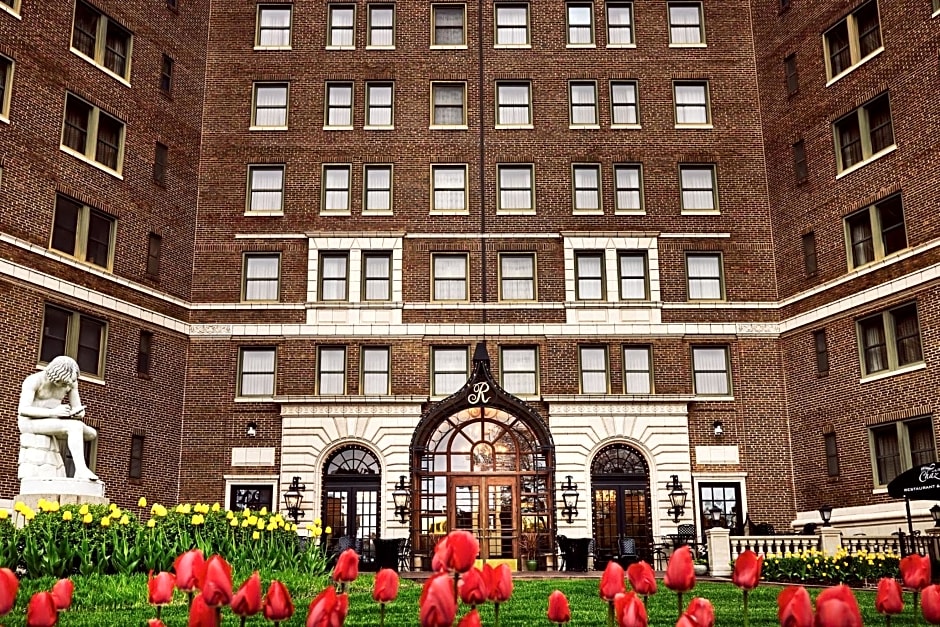 The Raphael Hotel, Autograph Collection by Marriott