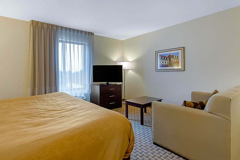 MainStay Suites St. Louis Airport