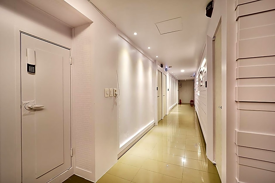 Gwangalli Hotel A