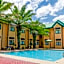 Microtel by Wyndham Cabanatuan
