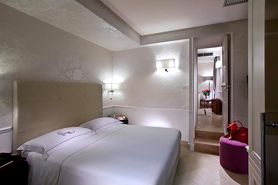 Photo 1 of 11 of Suite