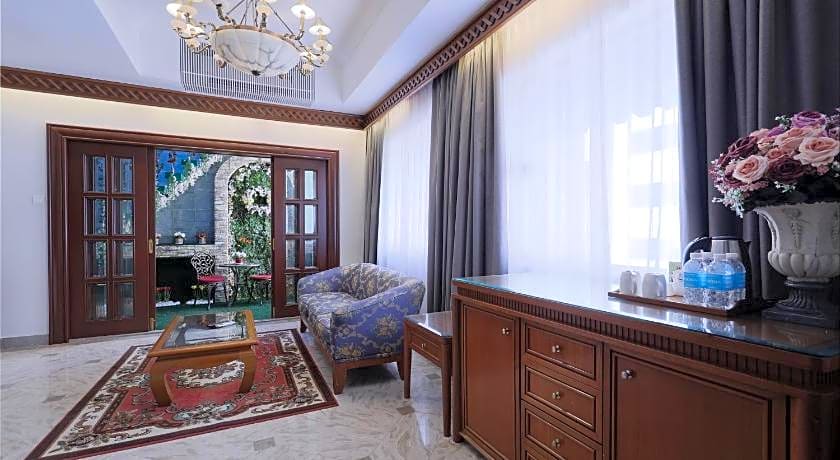 The Jesselton Hotel