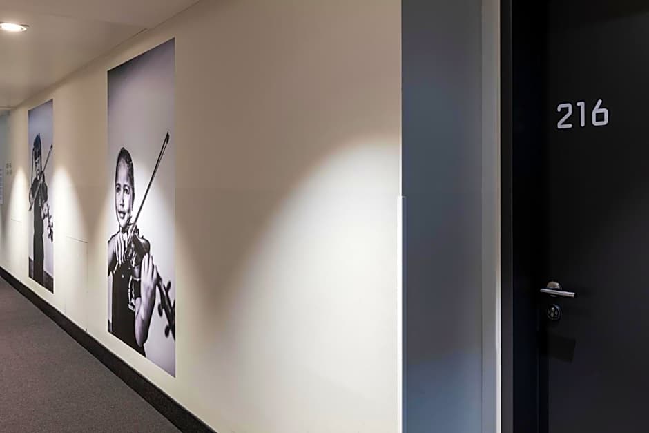 Vienna House by Wyndham Ernst Leitz Wetzlar