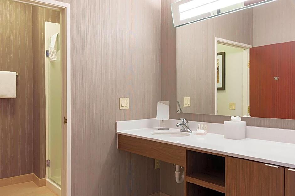 Courtyard by Marriott Traverse City