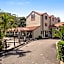 Nelson Bay Breeze Holiday Apartments