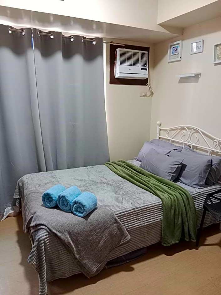 AVIDA ATRIA T2-C short walk mall,esplanade,wifi,netflix,kitchen,pool