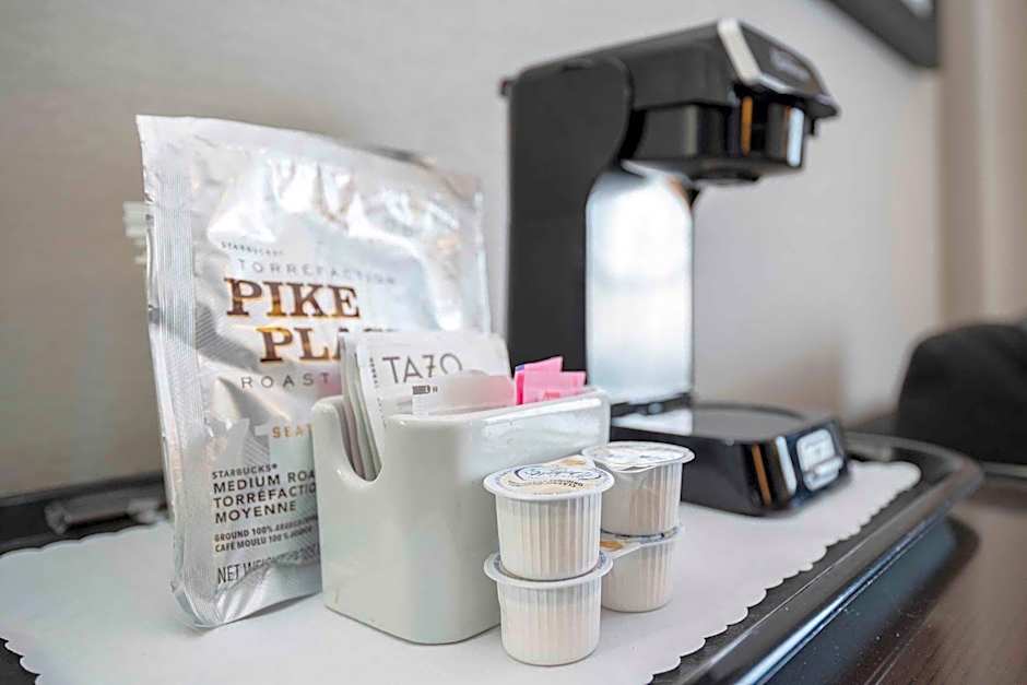 Sandman Signature Hotel & Suites Prince George