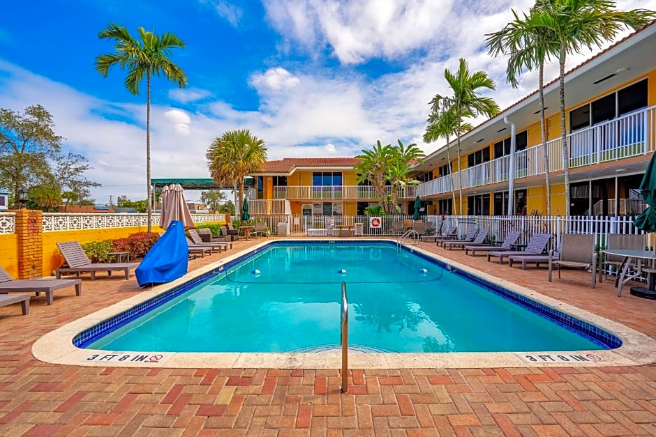 Quality Inn & Suites Airport/Cruise Port Hollywood