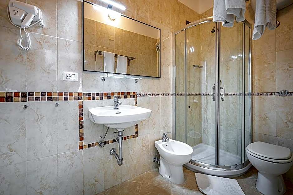HOTEL VENETO Centro Storico di Firenze