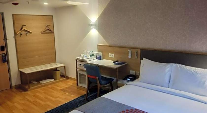 Holiday Inn Express Gurugram Sector 50 By IHG
