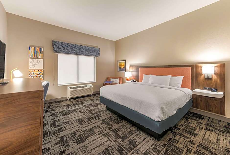 Hampton Inn By Hilton & Suites Benton Harbor, MI