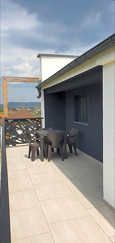 ApartHotel Dominic Residence