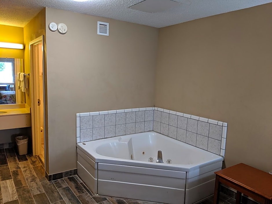Economy Inn Express