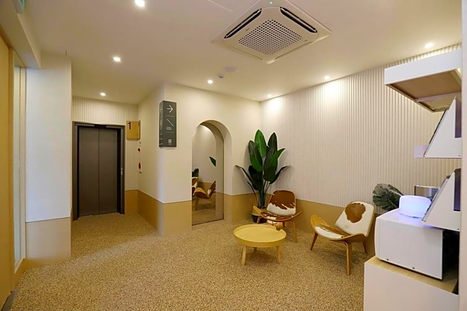 Chuncheon Pine Tree Hotel