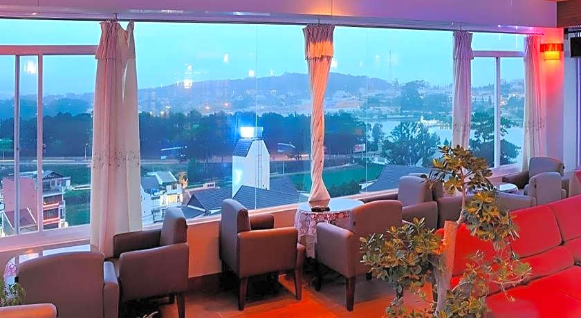 Thi Thao Gardenia Hotel