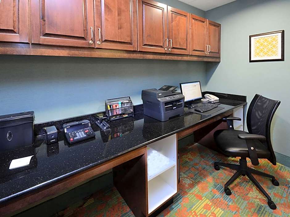 Hampton Inn By Hilton Martinsville