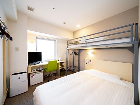 Double Room with Loft Bed - Non-Smoking 