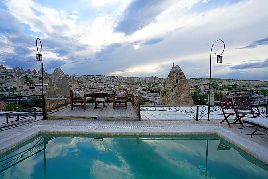 Center Cave House
