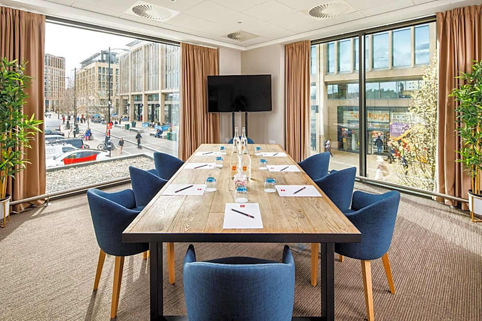 Ibis Cambridge Hotel