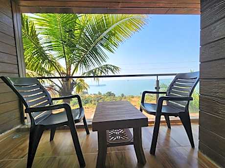 Ocean Front By Seascapes