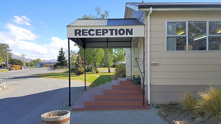 High Country Lodge, Motels & Backpackers