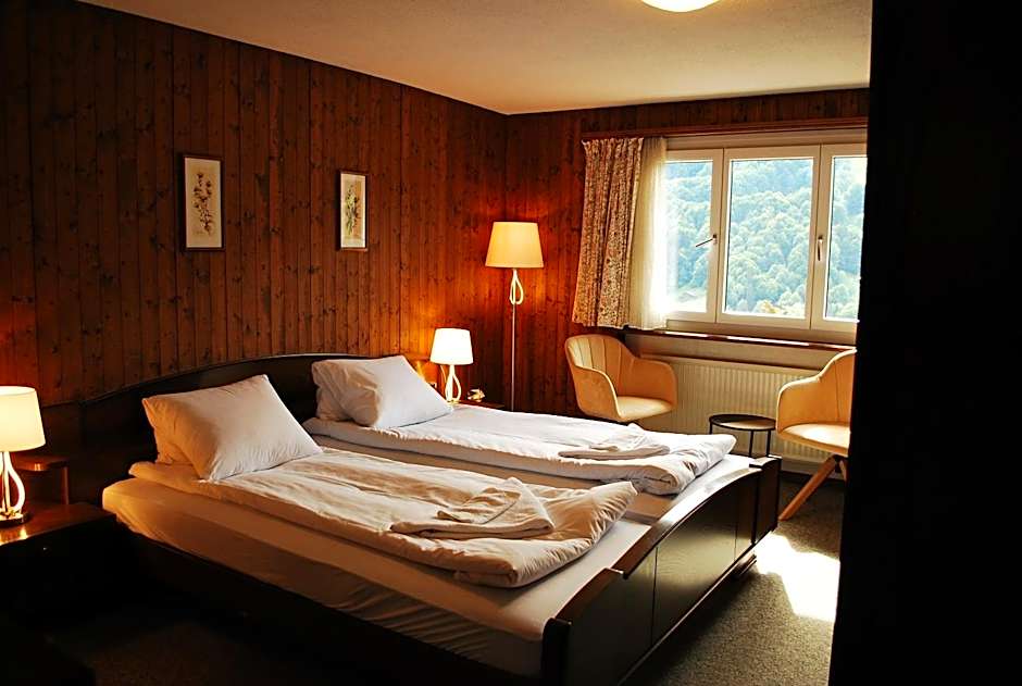 Rooms with Private bathrooms