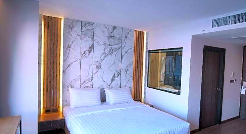 Sleep with me Pattaya