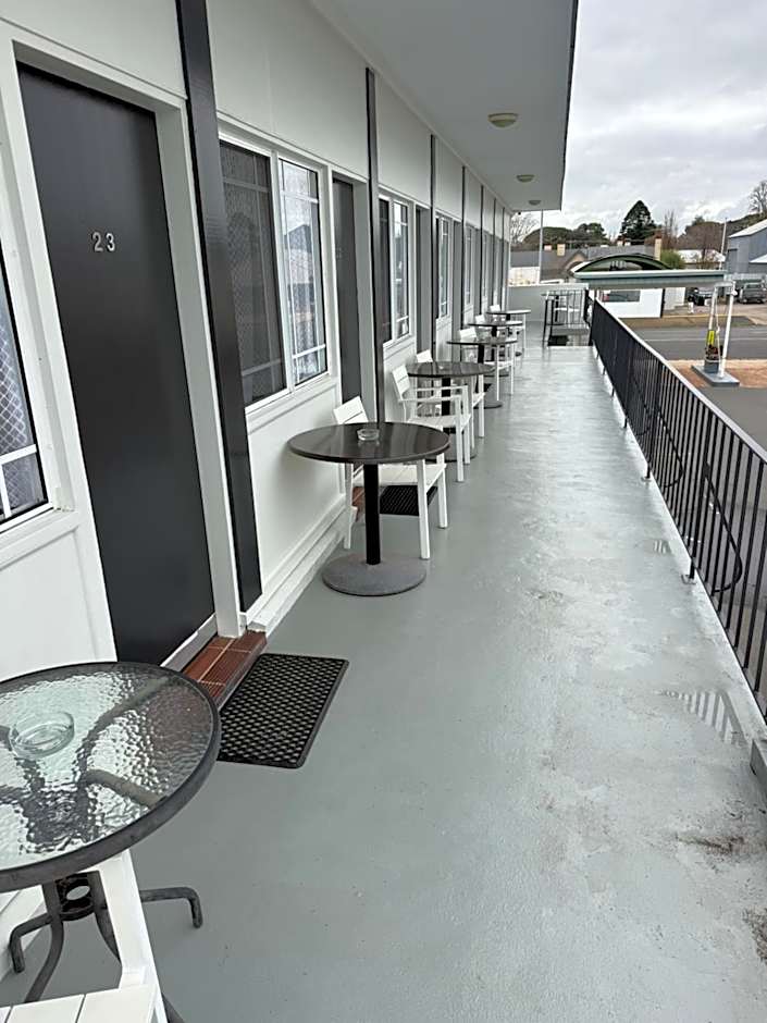 Wattle Tree Motel