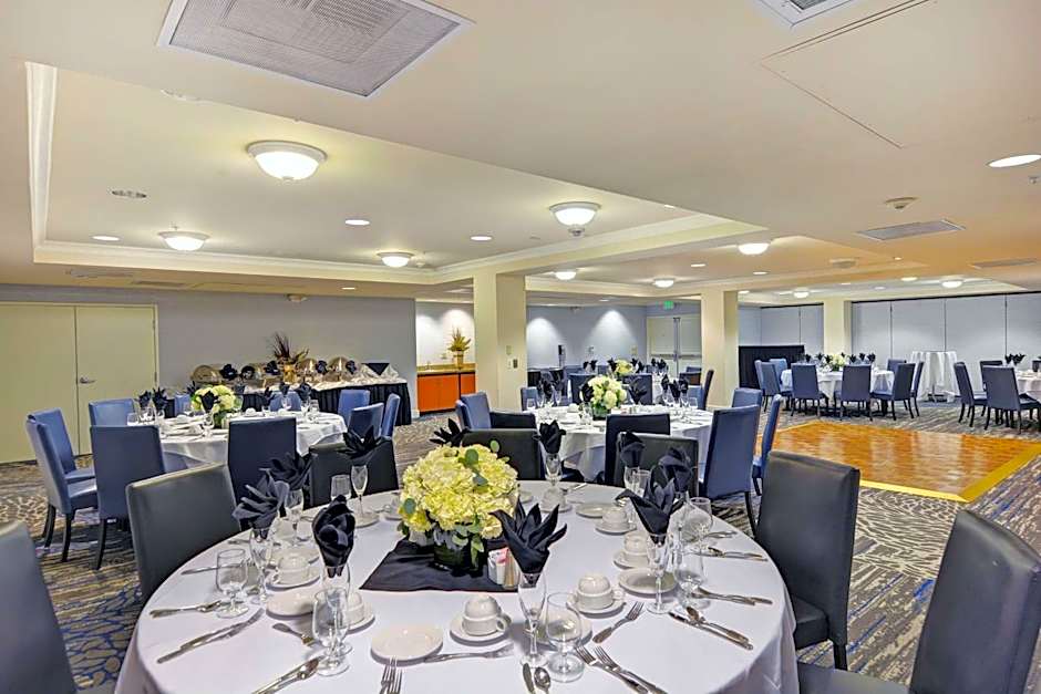 Embassy Suites By Hilton Valencia