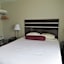 Super 8 by Wyndham Saskatoon Near Downtown