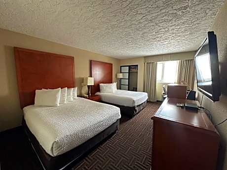 Queen Room with Two Queen Beds - Non-Smoking