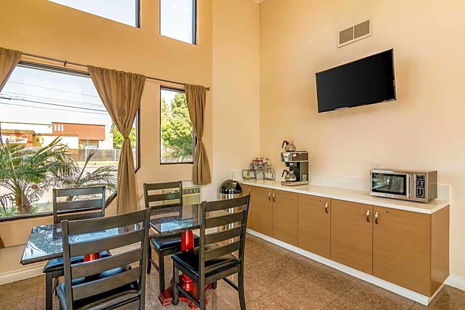 Rodeway Inn Artesia Cerritos