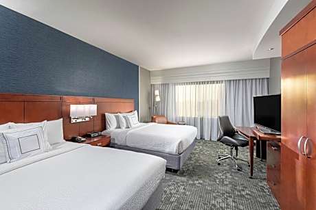 Room, 2 Queen Beds (Hearing Accessible)
