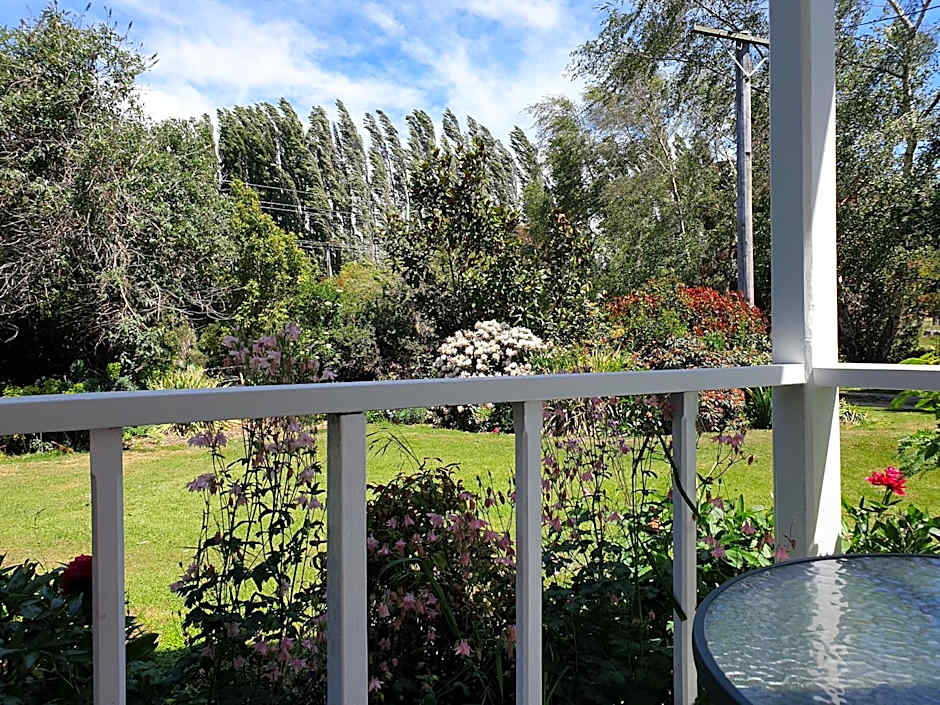 Windhaven Bed & Breakfast