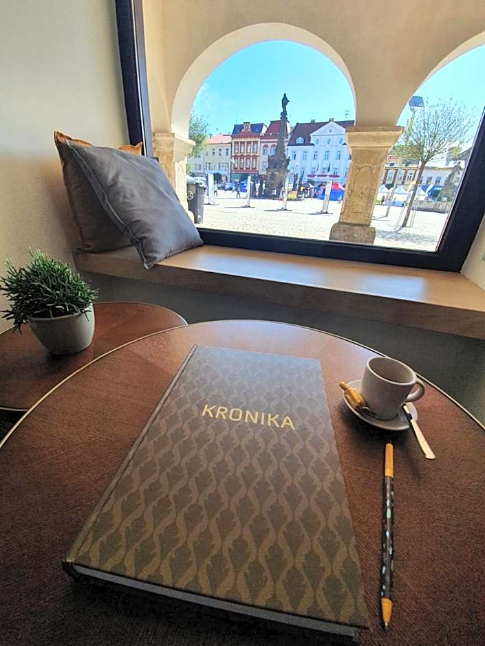 ART Hostel & Apartments