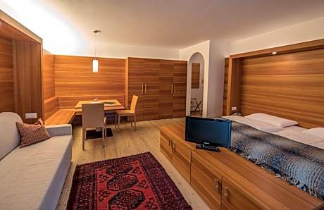 Junior Suite with Balcony