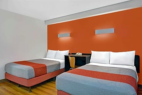 Queen Room with Two Queen Beds - Disability Access