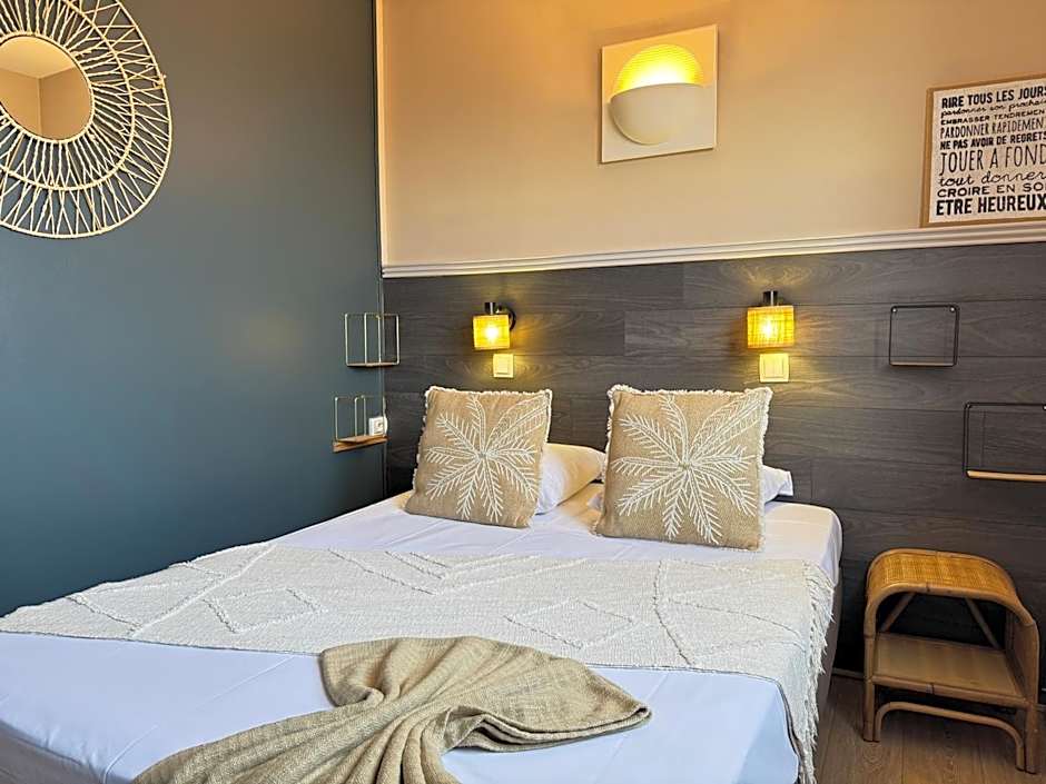 Acadie Saint Victor - Hôtel restaurant -Face mer- Châtelaillon plage